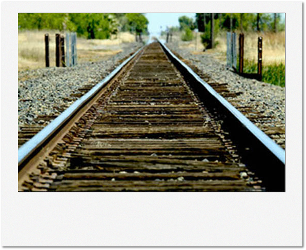 Train Tracks, Ponzo Illusion